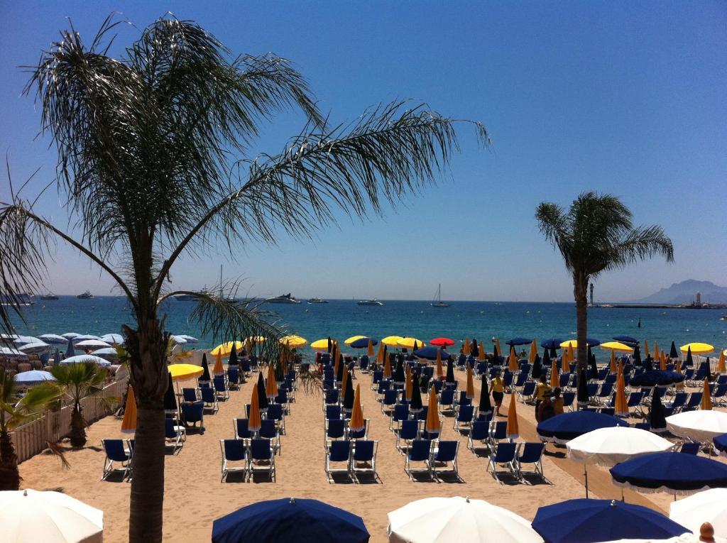Azurene Royal Hotel Cannes Buitenkant foto